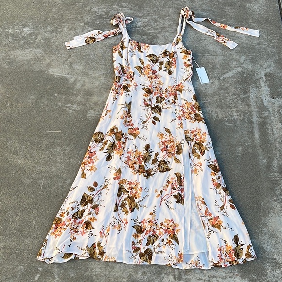 Reformation Dresses & Skirts - NWT Reformation Twilight Floral Midi Dress in Bella